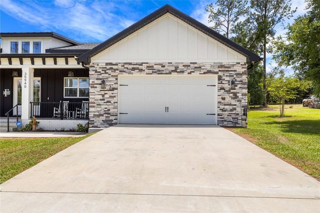 35940 RAMSEY RIDGE DRIVE, Dade City, FL 33523