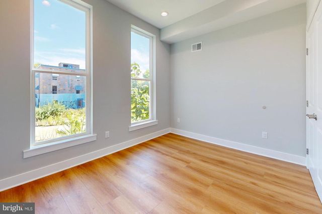 511 N PAXON ST, Philadelphia, PA 19131