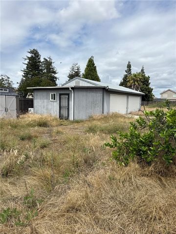 1101 E Monte Vista, Turlock, CA 95382