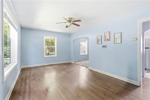 1867 N 37th Street, Kansas City, KS 66102