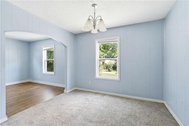 1867 N 37th Street, Kansas City, KS 66102