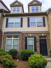 540 Ridge View Crossing, Woodstock, GA 30188