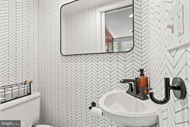 4452 Q ST NW, Washington, DC 20007