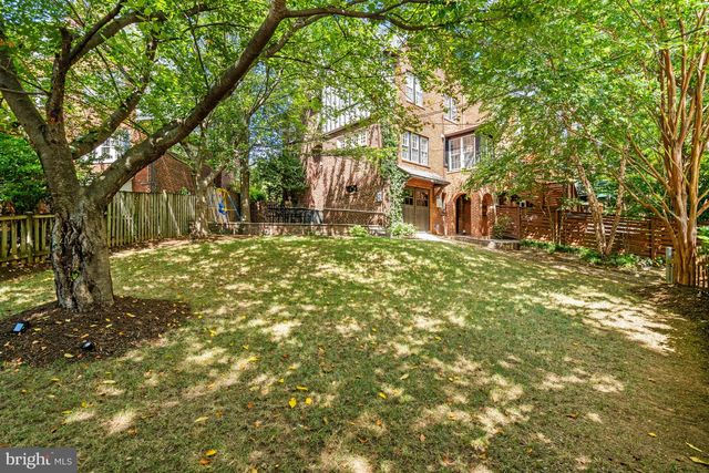 4452 Q ST NW, Washington, DC 20007