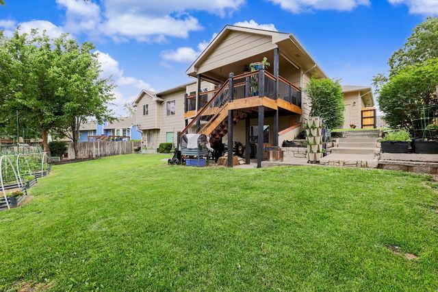 1013 E Pembrook Rd, Derby, KS 67037