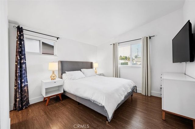 271 Rose Lane, Costa Mesa, CA 92627