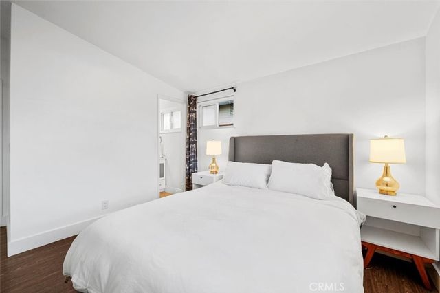 271 Rose Lane, Costa Mesa, CA 92627