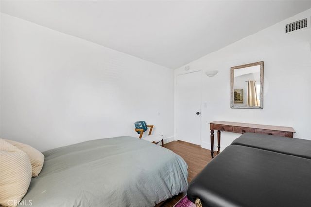 271 Rose Lane, Costa Mesa, CA 92627