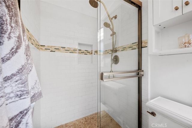 271 Rose Lane, Costa Mesa, CA 92627