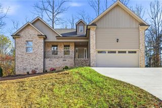 814 Montgomery Court, Walnut Cove, NC 27052