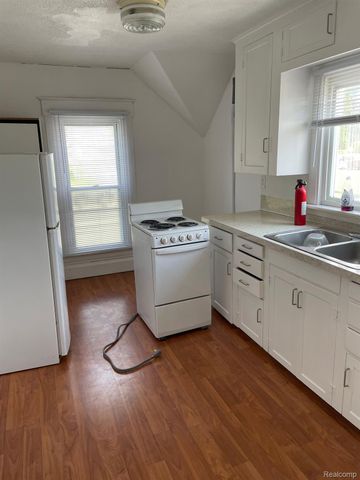 7562 Miller Road, Swartz Creek, MI 48473
