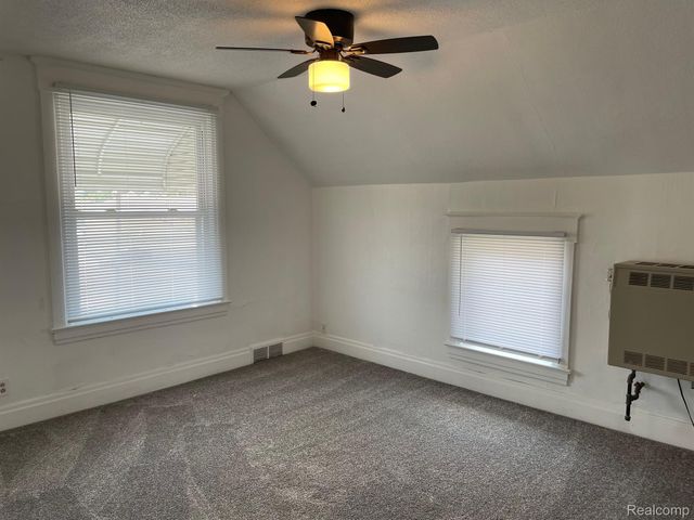 7562 Miller Road, Swartz Creek, MI 48473