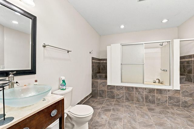 14028 Furlong Trail, Hastings, MN 55033