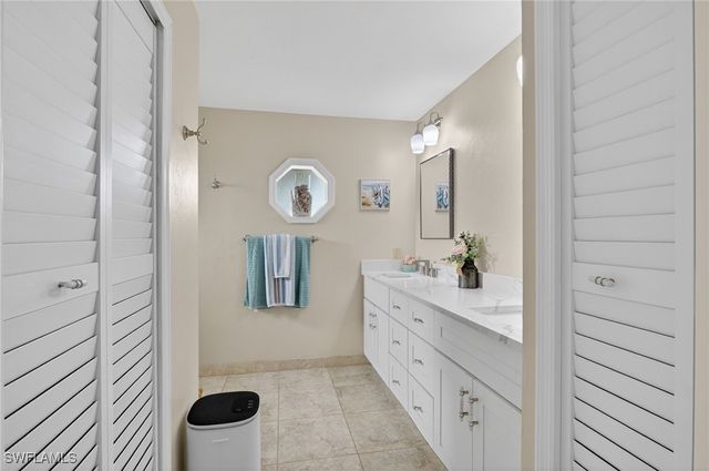 2236 Queens BLVD, Naples, FL 34112