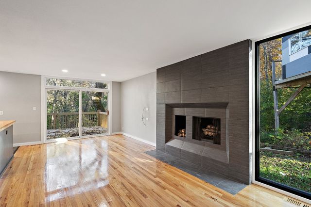 2090 SE Browns Woods Ridge, West Des Moines, IA 50265