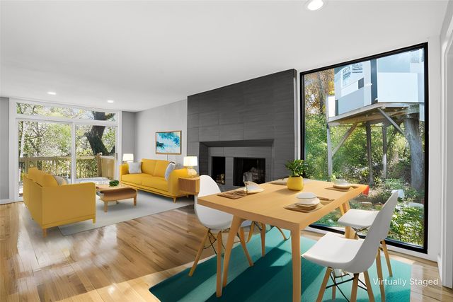 2090 SE Browns Woods Ridge, West Des Moines, IA 50265