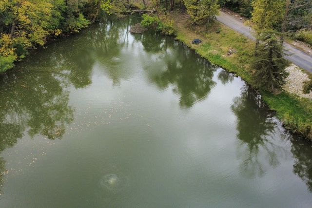 2090 SE Browns Woods Ridge, West Des Moines, IA 50265