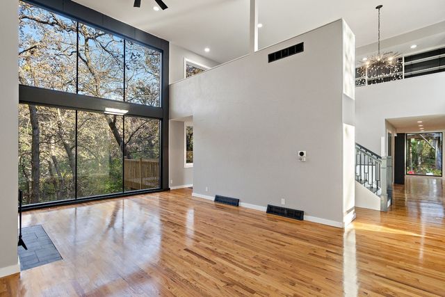 2090 SE Browns Woods Ridge, West Des Moines, IA 50265