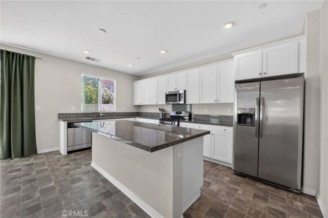 1144 Coriander St, Calimesa, CA 92320