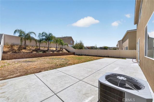 1144 Coriander St, Calimesa, CA 92320