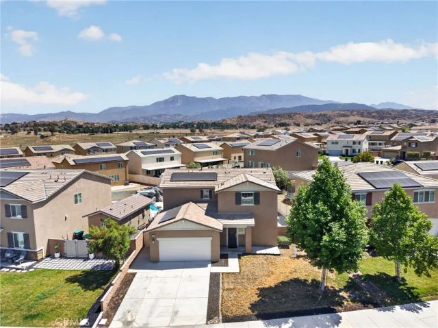 1144 Coriander St, Calimesa, CA 92320