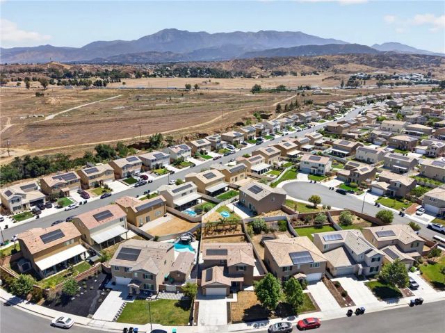 1144 Coriander St, Calimesa, CA 92320