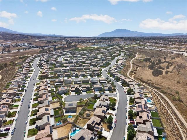 1144 Coriander St, Calimesa, CA 92320