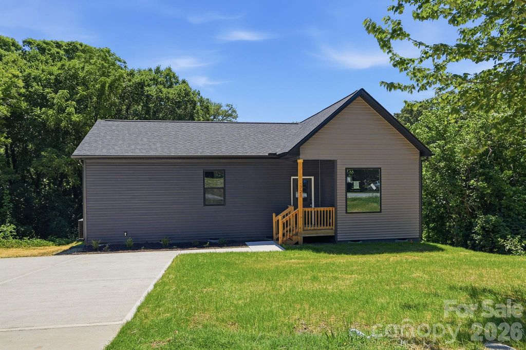 721 Old Charlotte Road SW, Concord, NC 28027