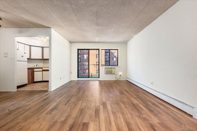 139-35 35th Avenue 6F, Flushing, NY 11354