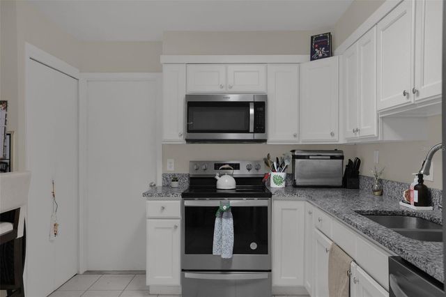 990 WAVERLY DRIVE, Longwood, FL 32750