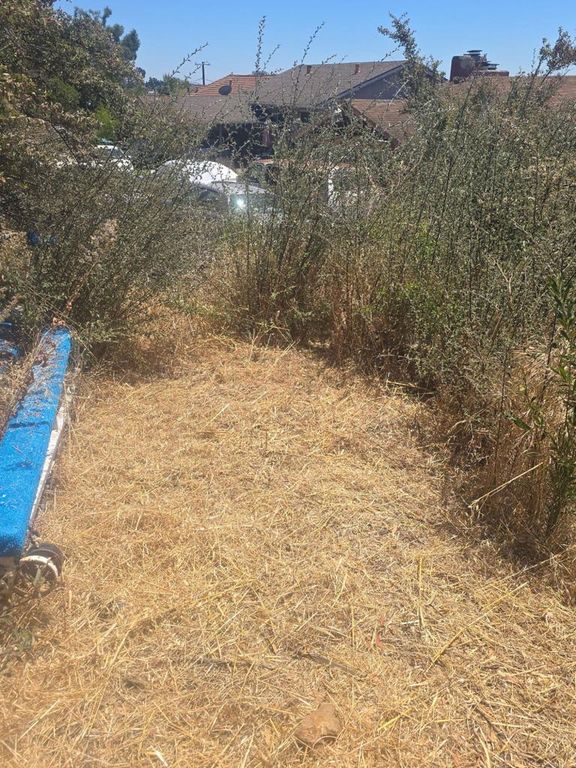Image 5 of property listing at 0 Burr Street, Oakland, CA 94621