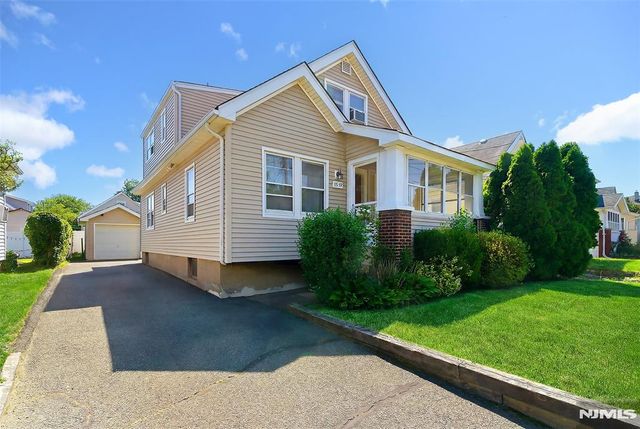 12-19 Rosewood Street, Fair Lawn, NJ 07410