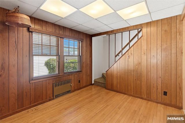 12-19 Rosewood Street, Fair Lawn, NJ 07410