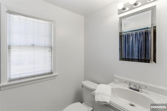 12-19 Rosewood Street, Fair Lawn, NJ 07410