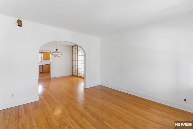 12-19 Rosewood Street, Fair Lawn, NJ 07410