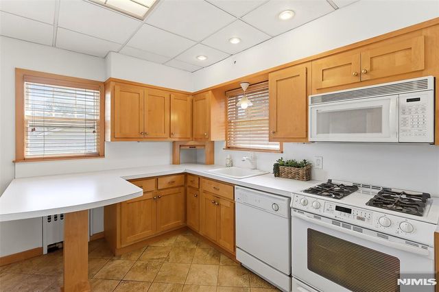 12-19 Rosewood Street, Fair Lawn, NJ 07410
