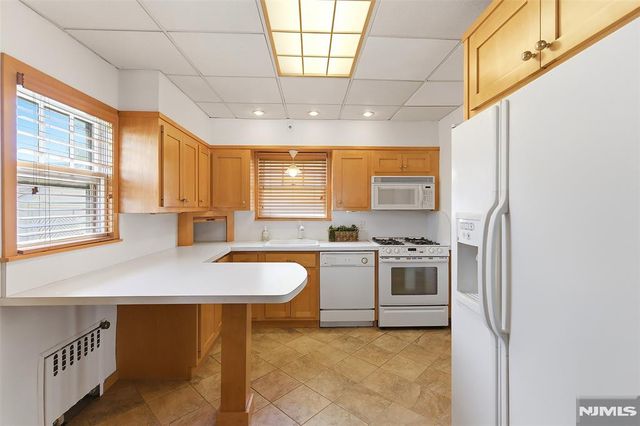 12-19 Rosewood Street, Fair Lawn, NJ 07410