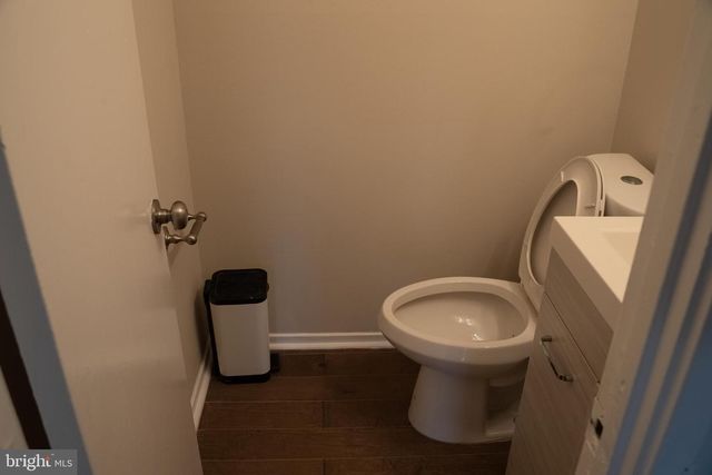 10010 RIDGELINE DR, Gaithersburg, MD 20886