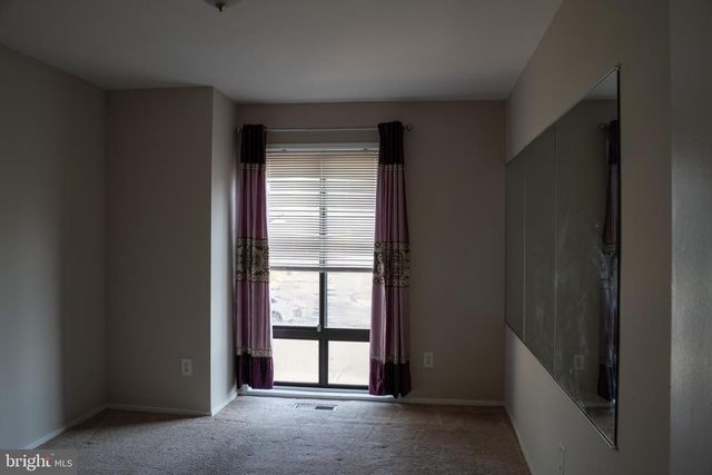 10010 RIDGELINE DR, Gaithersburg, MD 20886