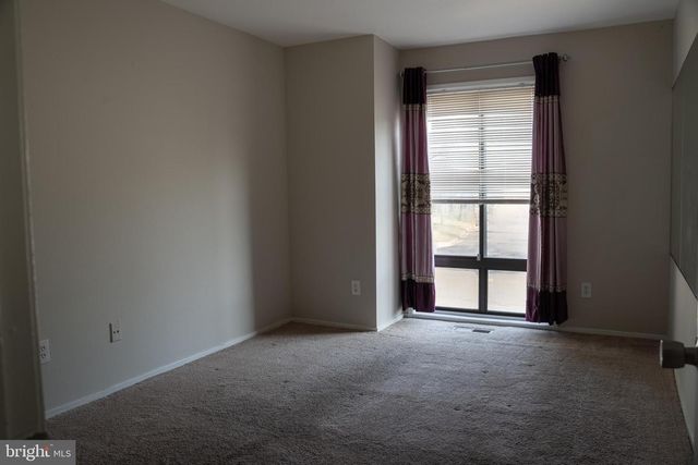 10010 RIDGELINE DR, Gaithersburg, MD 20886