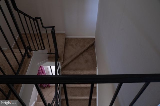 10010 RIDGELINE DR, Gaithersburg, MD 20886