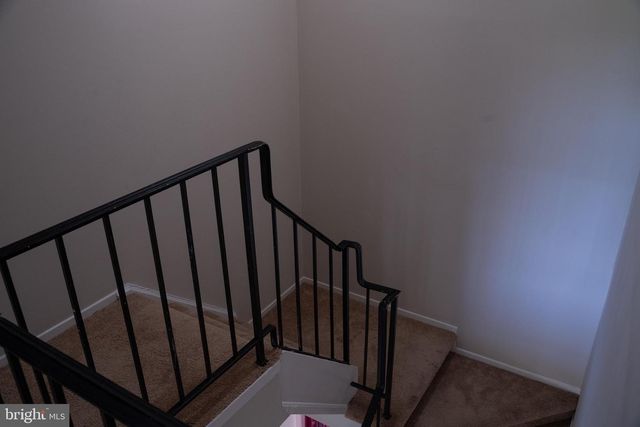 10010 RIDGELINE DR, Gaithersburg, MD 20886