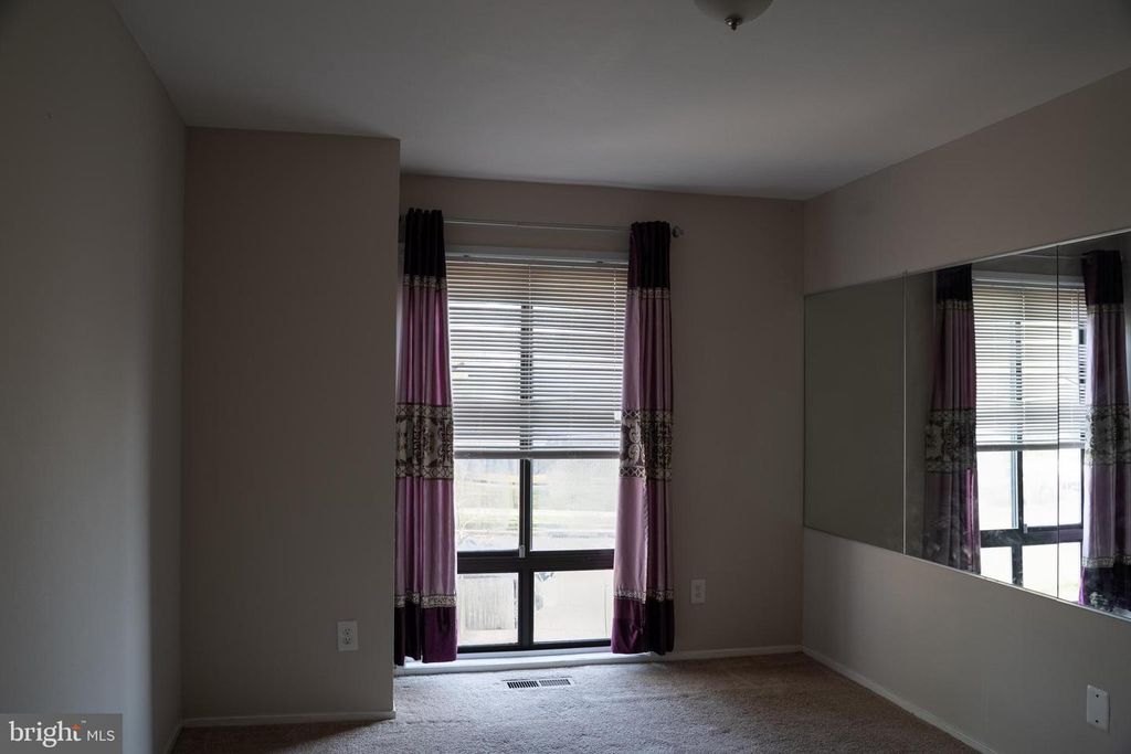 Image 41 of property listing at 10010 RIDGELINE DR, Gaithersburg, MD 20886