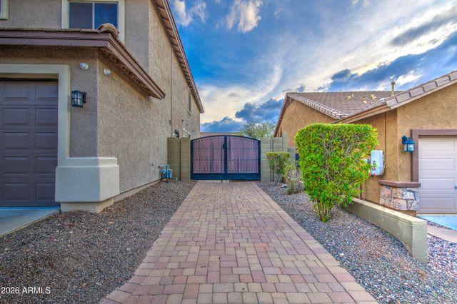 4407 W FAULL Drive, New River, AZ 85087