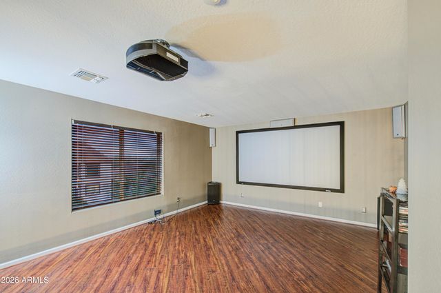 4407 W FAULL Drive, New River, AZ 85087