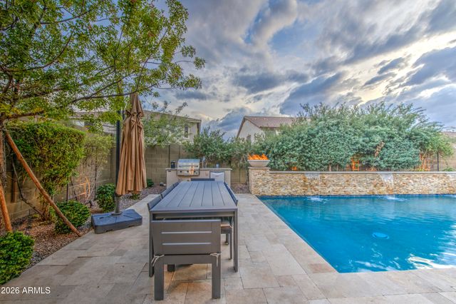 4407 W FAULL Drive, New River, AZ 85087