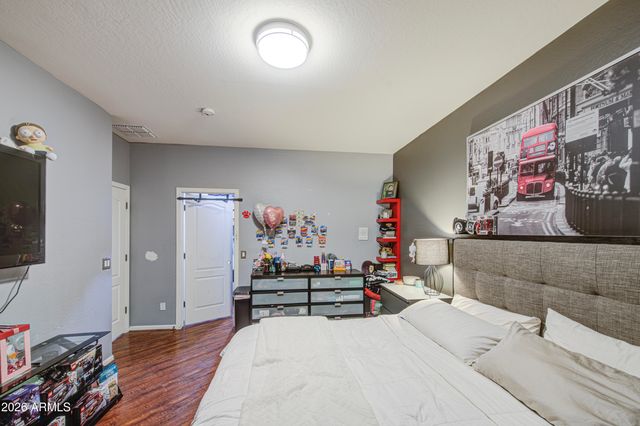 4407 W FAULL Drive, New River, AZ 85087