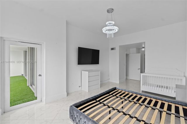 2851 NE 183rd St 2214E, Aventura, FL 33160