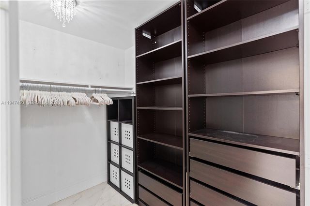 2851 NE 183rd St 2214E, Aventura, FL 33160