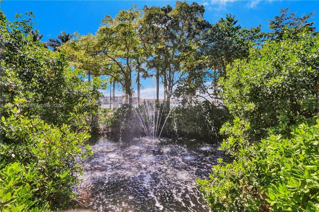 2851 NE 183rd St 2214E, Aventura, FL 33160